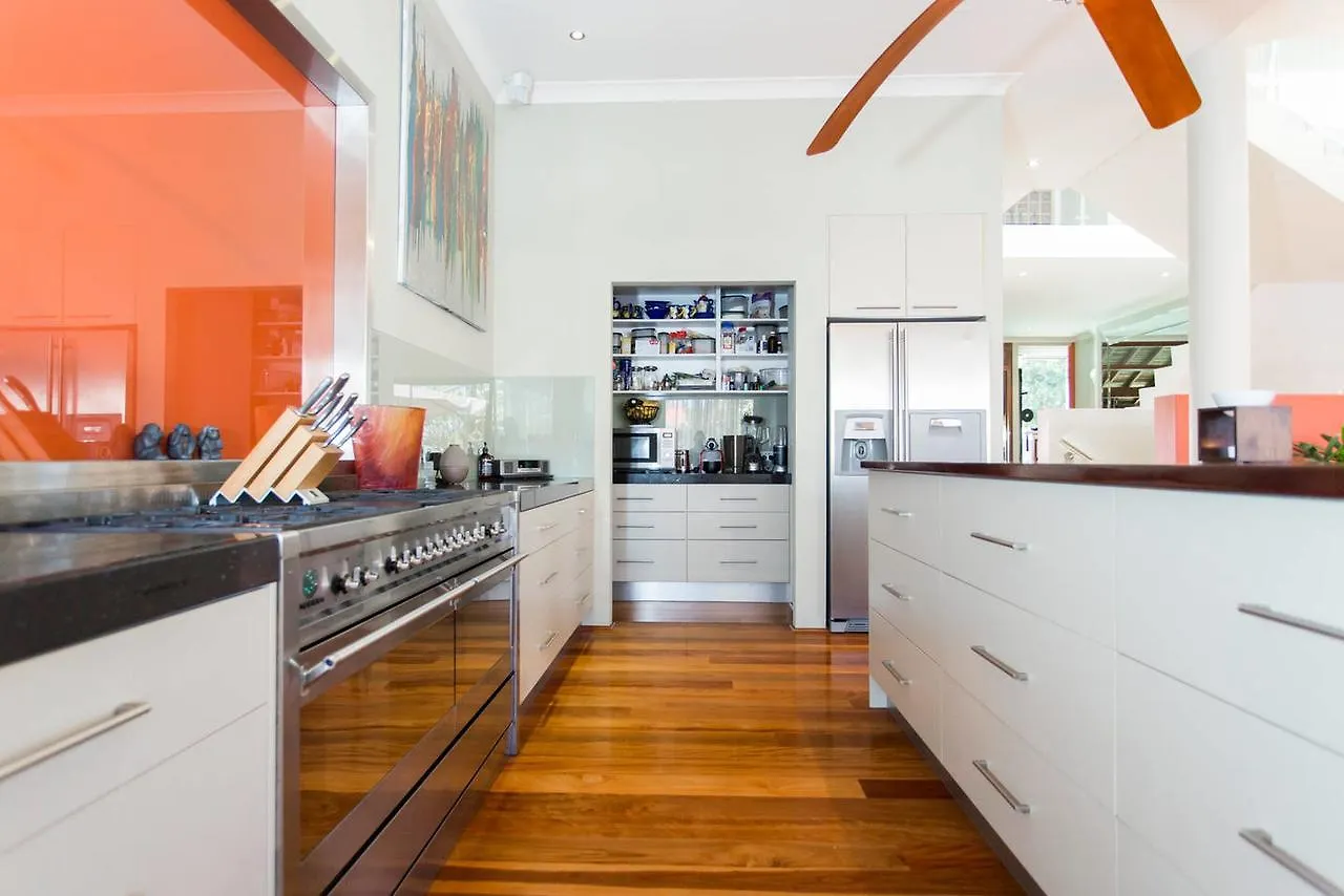 Cronin Island - Bali Island Dream Villa In Surfers Paradise 0*,