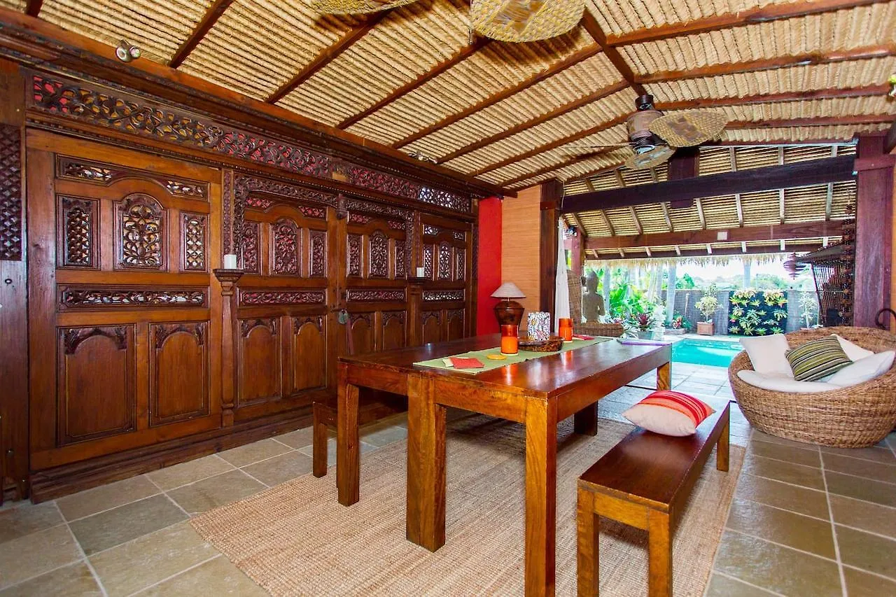 Cronin Island - Bali Island Dream Villa In Surfers Paradise